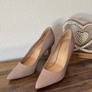 Dream Pairs Classic Tan Heels